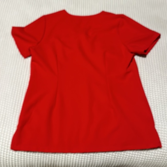 MANDALA RED SCRUB TOP - Picture 3 of 4